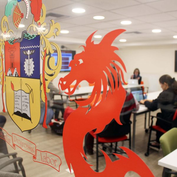 PROFESORES SE PREPARAN PARA EL «RESEARCH SYMPOSIA AT HARVARD»